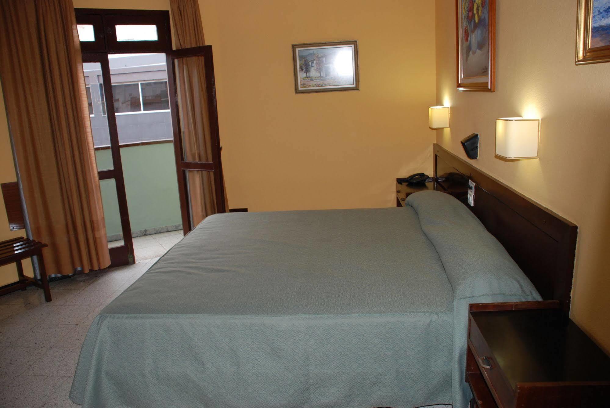 Hotel Olympia Las Palmas de Gran Canaria Bagian luar foto